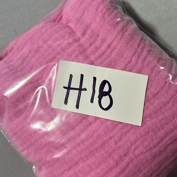 Show me your MuMu crop tank - Picture 6 of 6